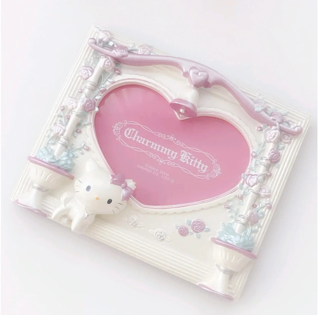 Charmmy Kitty Flower Photo Frame