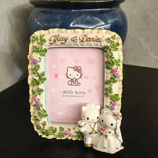 Hello Kitty Dear Daniel Wedding Green Leaf Flower Resin Photo Frame