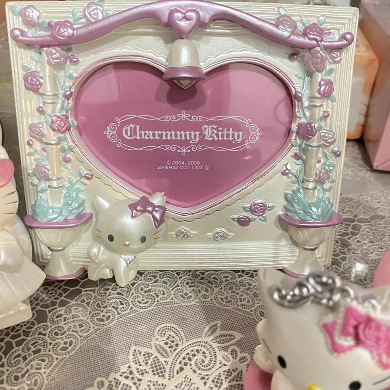 Charmmy Kitty Flower Photo Frame